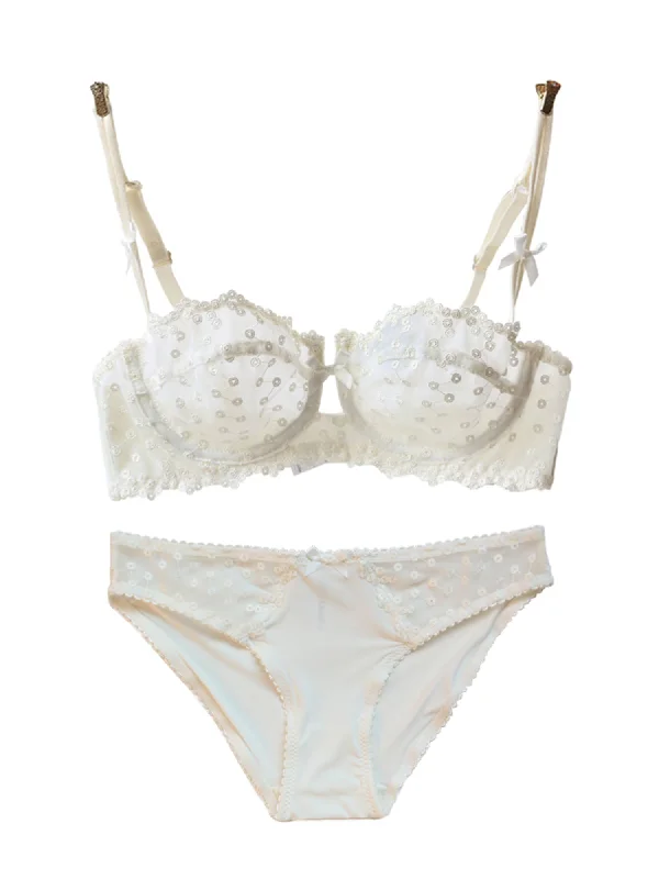 32A / White