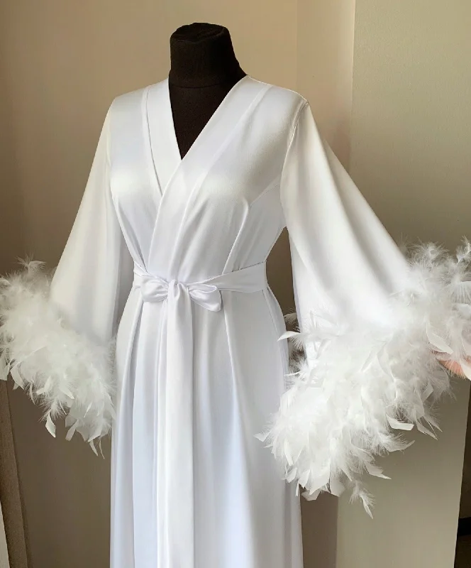 Feather robe long for bride White