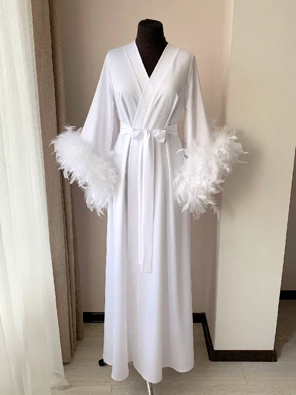 Feather robe long for bride White