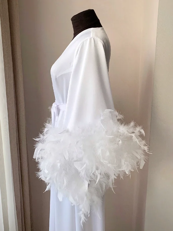 Feather robe long for bride White