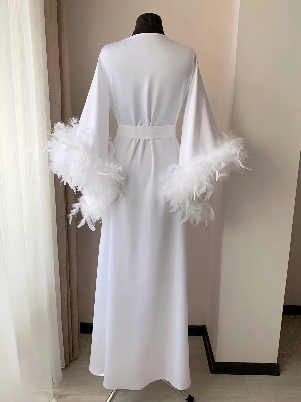 Feather robe long for bride White