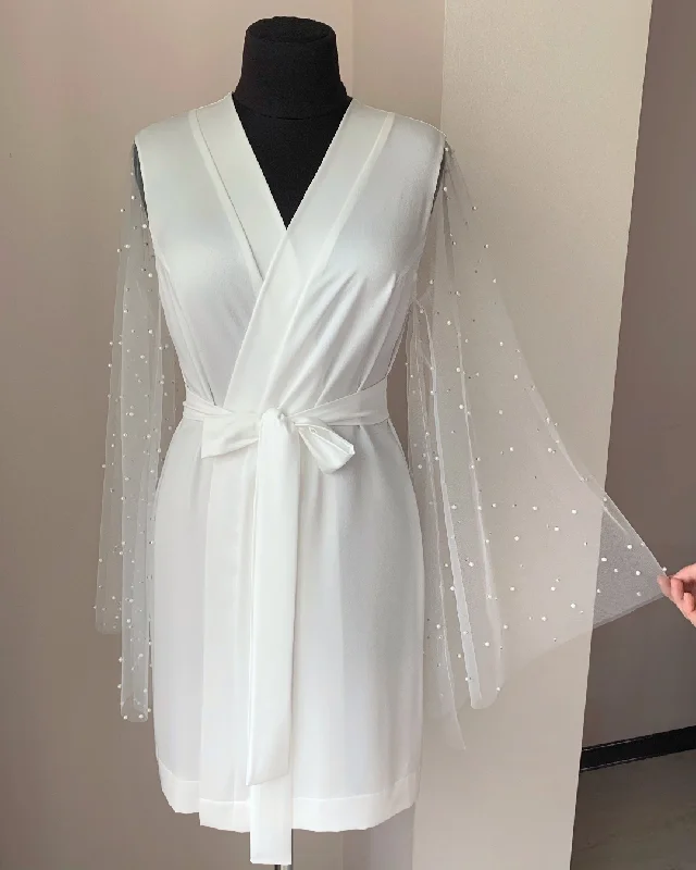 Bridal robe with pearls short Ivory