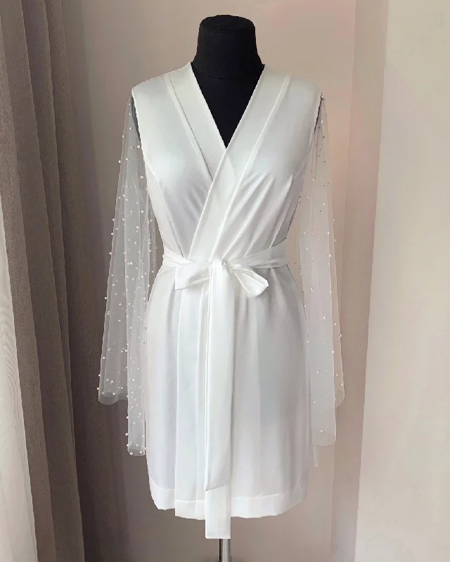 Bridal robe with pearls short Ivory