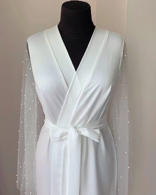 Bridal robe with pearls short Ivory