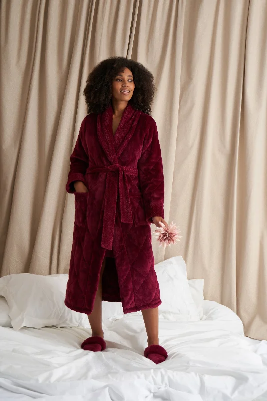 Quilted Velour Robe in Bordeaux